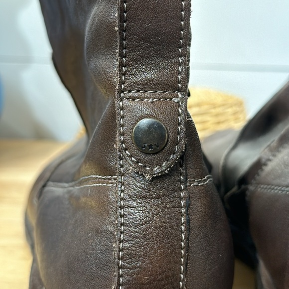 John Varvatos Men's Driggs Boots - Picture 9 of 13
